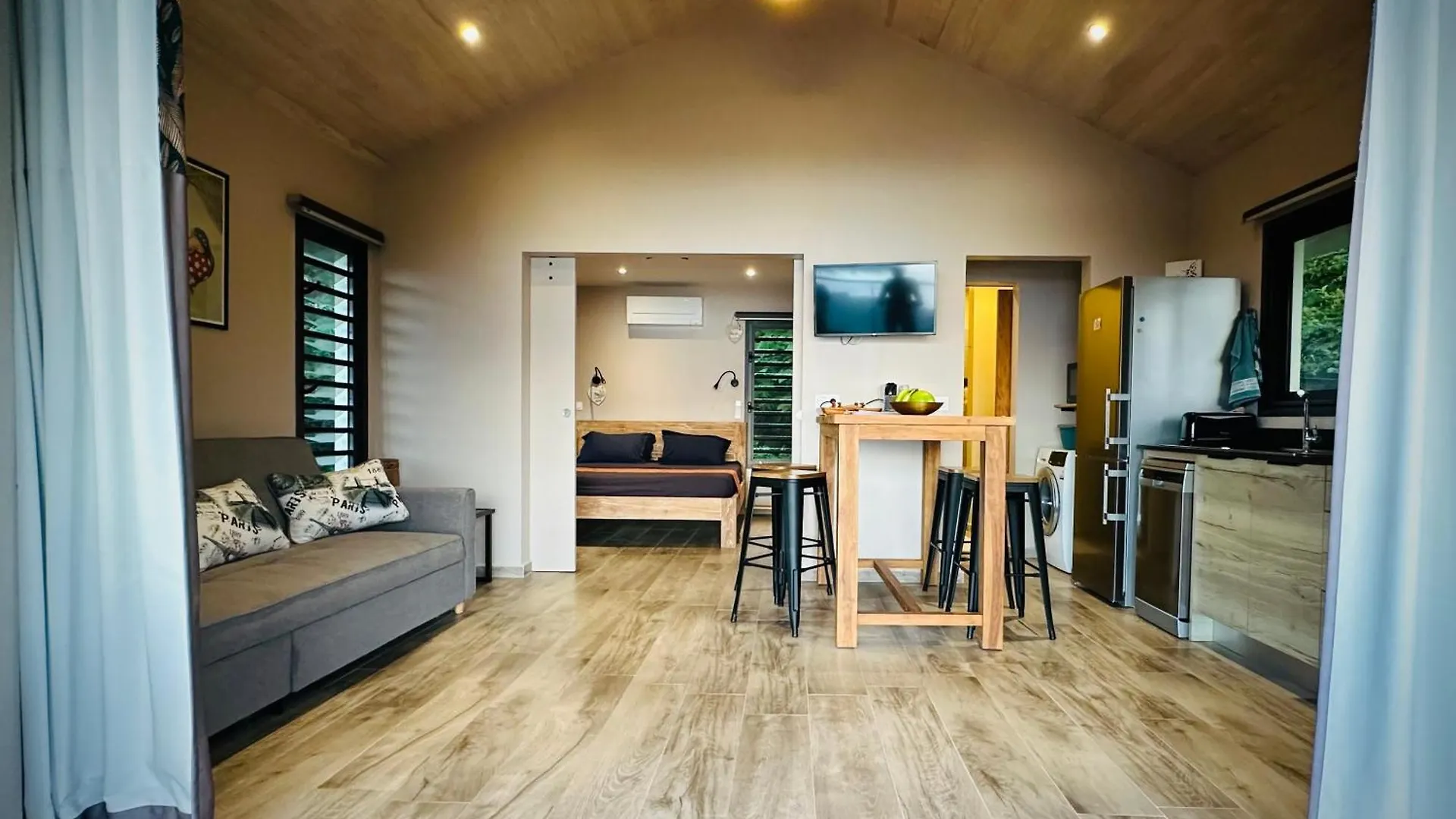 Lilikoi Bungalow Uturoa
